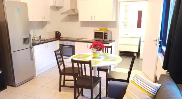 Апартаменты Standard Apartment Chez Esmara et Philippe