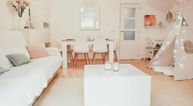 Baby-Friendly Terrace Apartment, Забронировать Апартаменты/квартира Отели Кампельо с бассейном, Бассейн