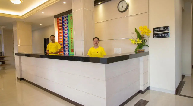Puri Indah Hotel Subak, Boek Hotel Hotels in Lombok met parkeren, Parkeren