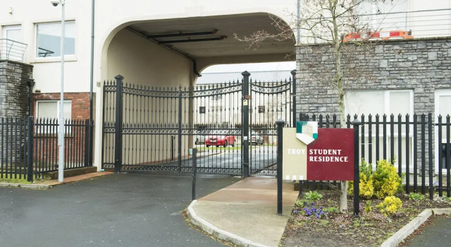 Troy Self Catering Village Limerick Ireland, Varaa Huoneisto Limerick Limerick, lähellä University Concert Hall