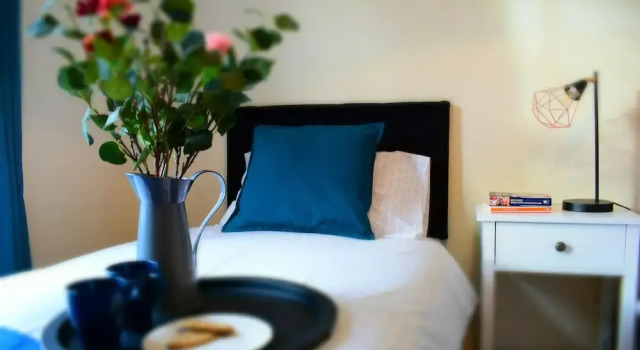 Comfortable Apartment Parking Included City Centre Proximity