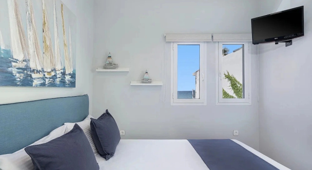 Апартаменты Luxury Elena Seafront Luxury Apartments