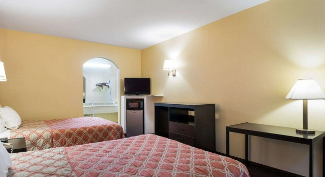 Rodeway Inn & Suites Humble, Rezerwuj Hotel Humble Houston
