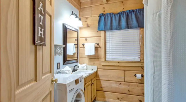 Black Bear Hideaway by Jackson Mountain Homes
