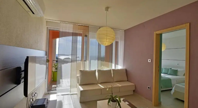 Апартаменты c 1 комнатой с балконом и с видом на море Deluxe Apartments Primi