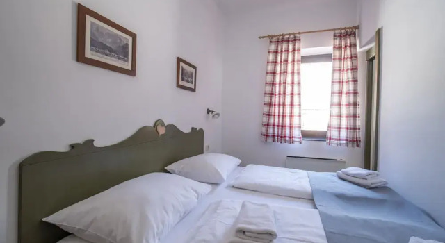 Apartment House Berghi