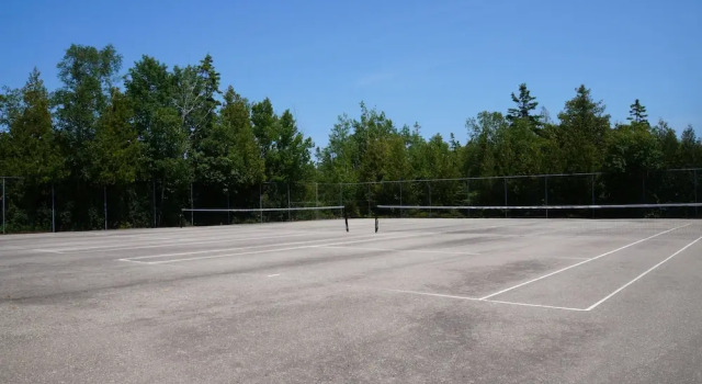 Tobermory Lodge & Motel, Book Motel Tobermory Bruce County