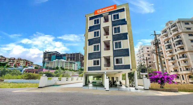 Fabexpress Sunshine Hospitality, Rezerwuj Hotel Hajdarabad 