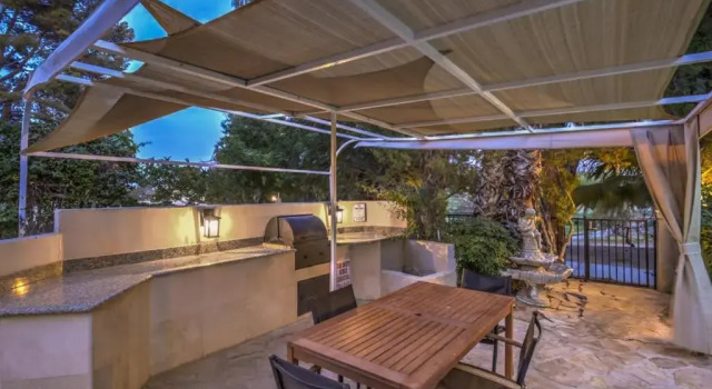 Вилла Greens A Luxury Las Vegas Pool Villa