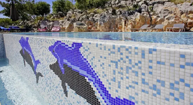Holiday Home in Starigrad With Sea View, Prenota Casa vacanze Hotel a Croatian Islands con piscina, Piscina