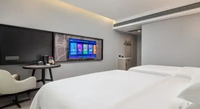 Семейный номер Standard IU Hotel Chongqing Xiushan Passengers Transport Center