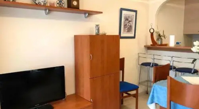 Meddays Apartamento Villajardin 203, Забронировать Апартаменты/квартира Отели Монроч-дел-Камп с парковкой, рядом с Cala dels Vienesos, Парковка