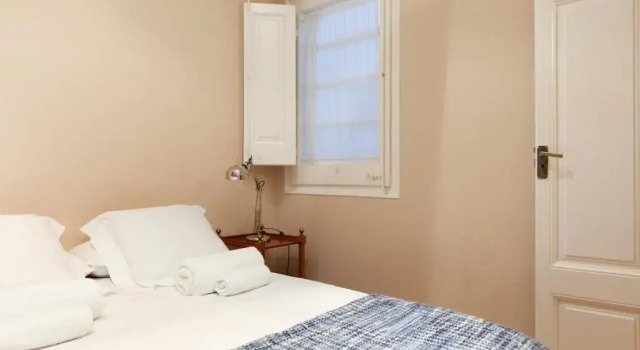Апартаменты Enric Granados Apartment