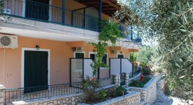 Rania Apartments