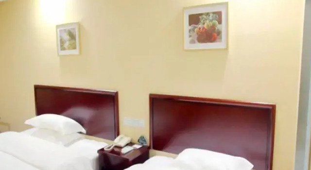 Двухместный номер Standard GreenTree Inn Jiangyin Zhouzhuang Shiji Avenue Business Hotel