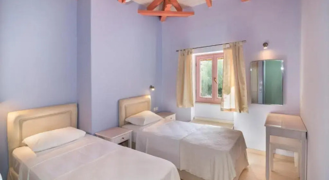 Коттедж с 3 комнатами Villa Lakonia in Stoupa