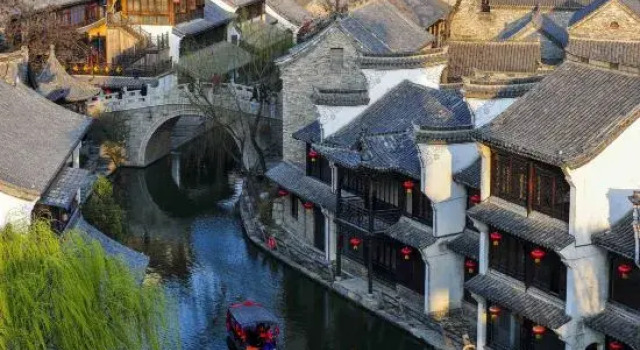 Lantingju Light Luxury Bieyuan (Taierzhuanggucheng Scenic Spot Branch), Prenota Hotel Hotel a Shandong con parcheggio, Parcheggio