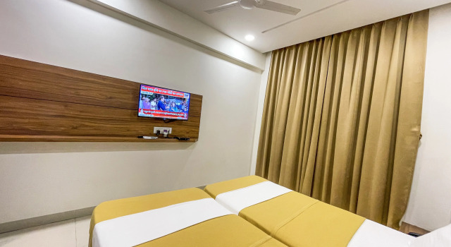 Номер Superior StayGuru Hari Om Residency