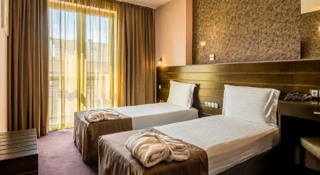 Двухместный номер Standard с балконом Budapest Hotel