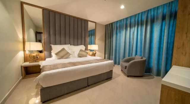 Continent Hotel Al Uqayr, Забронировать Отель Аль-Акир Эш-Шаркия