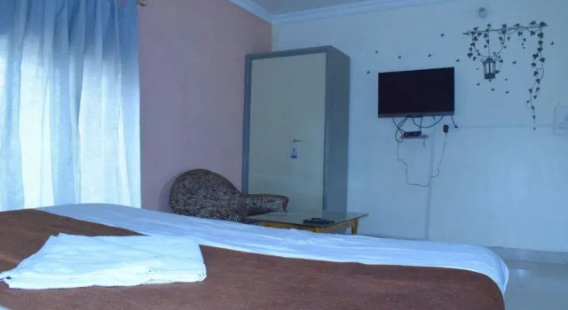 CS Imperial Stay, Prenota Hotel Hotel a Orissa con parcheggio, Parcheggio