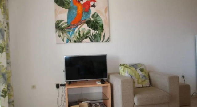 Sea View 2 bed Apartment With Pool