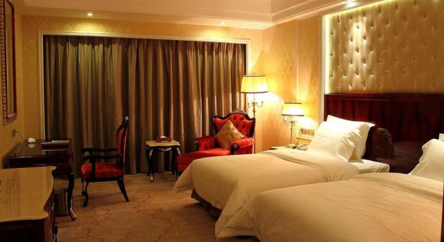 Zhongshan Phoenix By Funyard Hotel, Boek Hotel Hotels in Guangdong met parkeren, Parkeren
