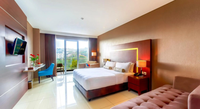 Clove Hotel Bandung, Book Hotel Hotels in Cimenyan with a Pool, Swimming Pool