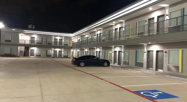 Hotel Solara Hobby Airport, Book Hotel Houston Houston