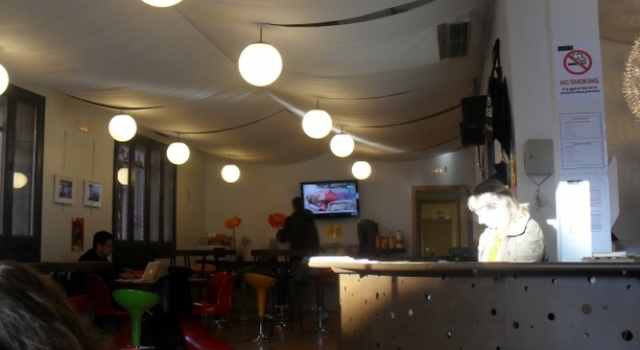 Equity Point Hostel, Book Hostel / Vandrerhjem Hostels i Girona, Hostel / Vandrerhjem