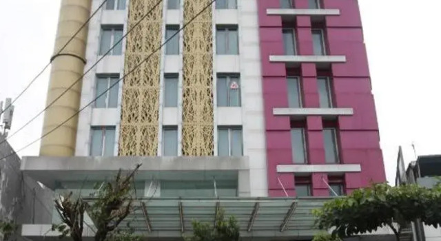 Surabaya River View Hotel