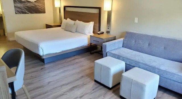 Двухместный номер Deluxe Wyndham Garden San Diego near SeaWorld