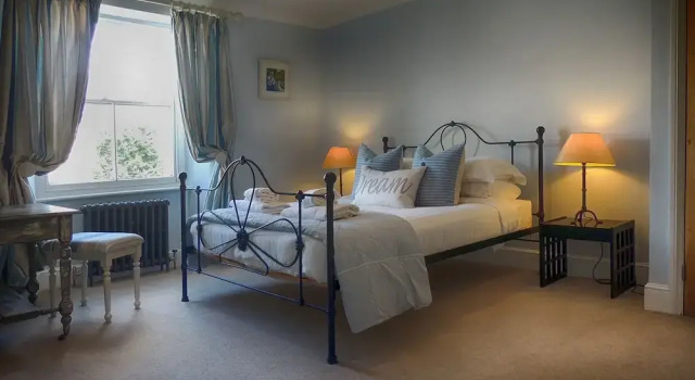 Rathbone Cottage, Забронировать Дом для отпуска Стоу-он-зе-Волд Котсуолд, рядом с Галерея изящных искусств Fosse