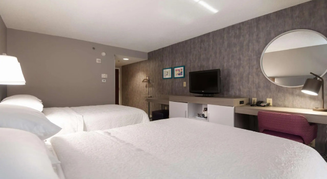 Четырёхместный номер Standard Hampton Inn East Windsor