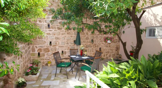 Апартаменты Comfort Divine Apartments