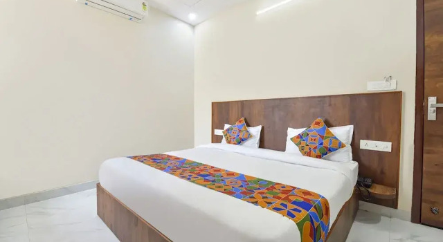 Номер Deluxe Fabhotel Lavish Palace