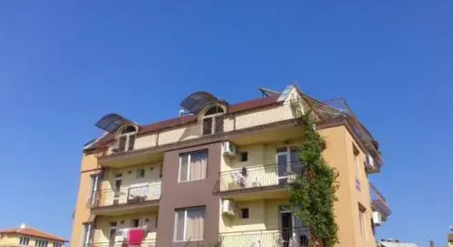 Zora Guest House, Забронировать Гостевой дом Отели в центре Приморско, в центре, Парковка