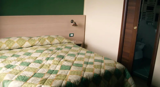 Двухместный номер Comfort с балконом и с видом на сад B&B Mamma Elena
