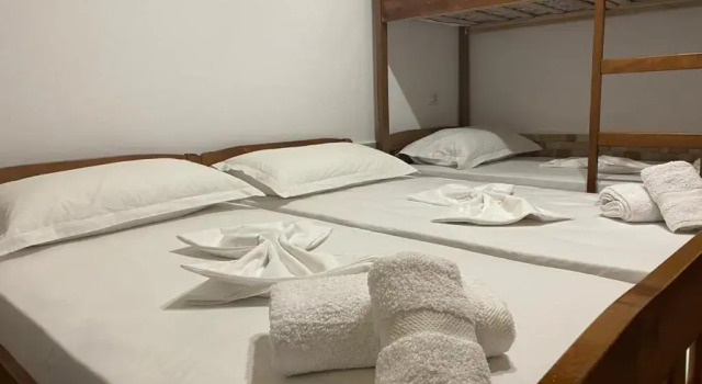 Piccolo Grande Amore, Prenota Hotel Hotel a Berat County con parcheggio, Parcheggio