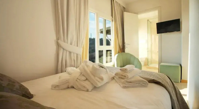See St Peter from a Luxurious Terrace