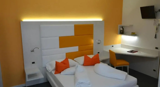 Двухместный номер Standard с балконом Hotel Augusta