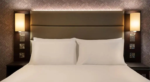 Трёхместный номер Standard Leonardo Hotel Chester