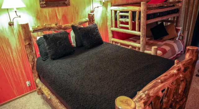Snowcreek V #714 4 Bedrooms 3 Bathrooms Townhouse, Prenota Casa vacanze Cottage a Mammoth, Cottage