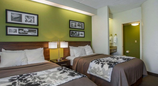 Clarion Pointe Sevierville-Pigeon Forge, Забронировать Отель Севьервилл Great Smoky Mountains National Park