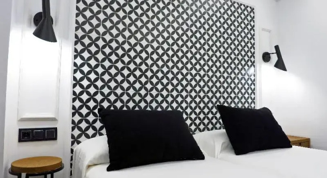 Номер Standard с видом на город Hotel Colón Plaza by anthology hoteles