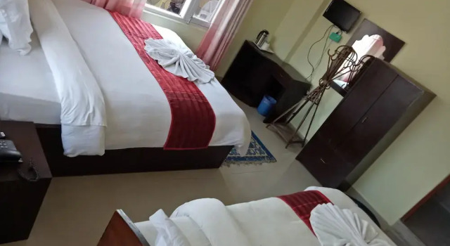 Трёхместный номер Standard c 1 комнатой Hotel Fewa Holiday Inn