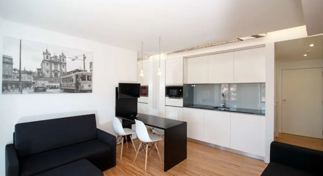Студия Standard Цокольный этаж с видом на город Cathedral Design Apartments