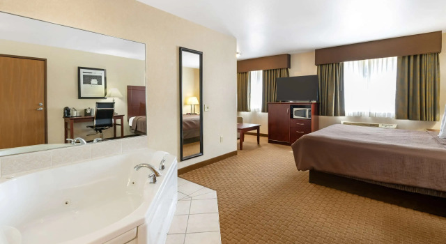 Двухместный полулюкс Best Western Wittenberg Inn