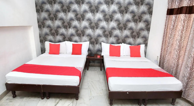 Люкс Standard OYO 14494 Hotel Ramneek