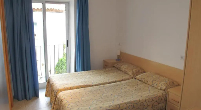 Двухместный номер Standard с балконом Hostal LAlba